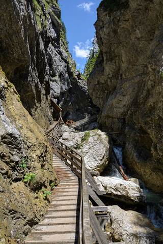 clip_image006_88dba.jpg - 38.72 kB 